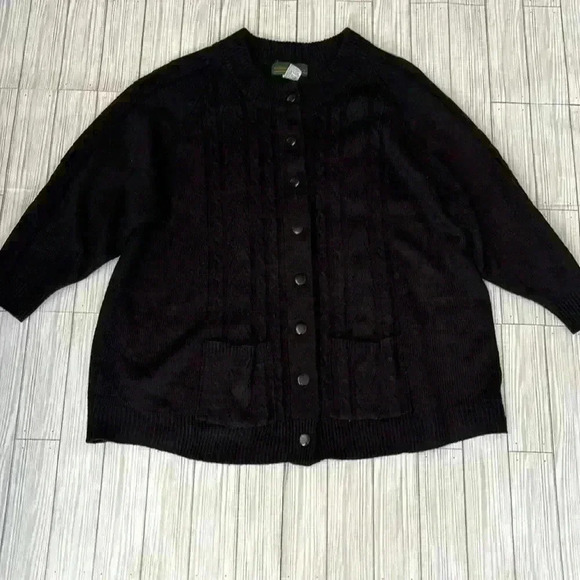 Hunter’s Run Cardigan - Picture 2 of 5